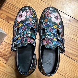 Dr. Martens 8065 Wanderlust Floral Mary Jane